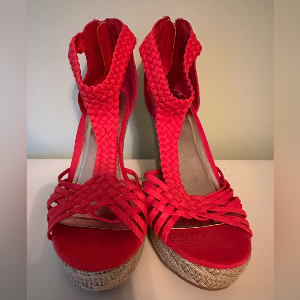 Steve Madden edges size 10